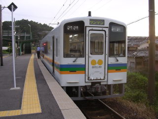�ː����c�b�̔�F����񂶓S��